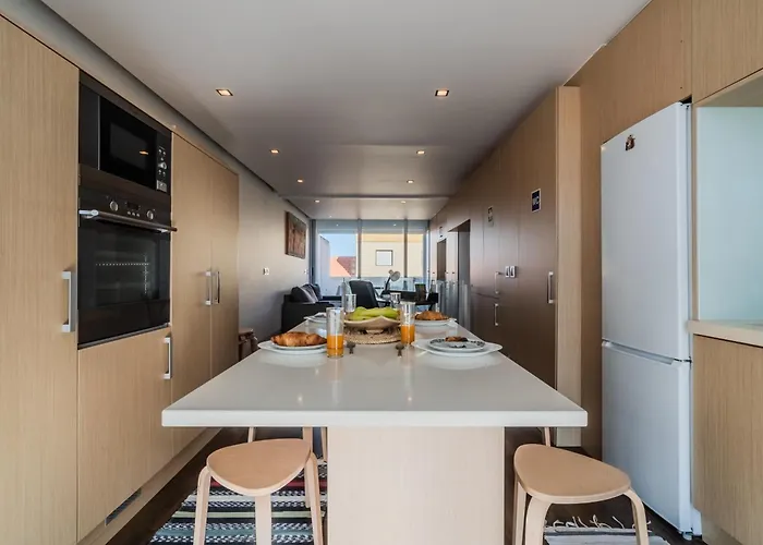 H2o - Rooftop With Pool In