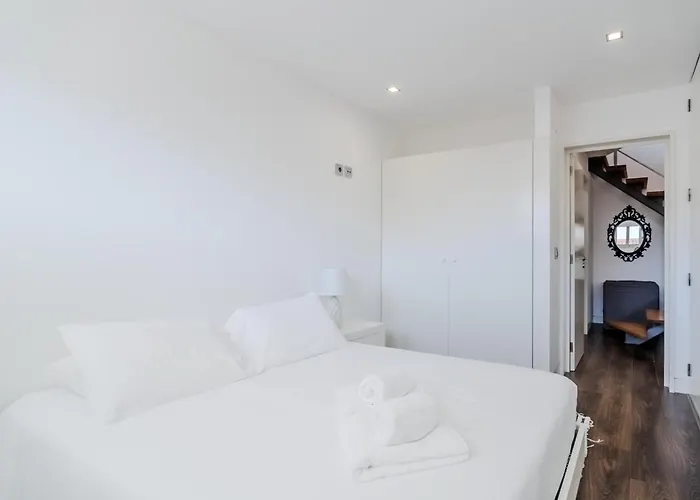 H2o - Rooftop With Pool In